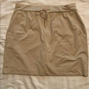 Chico’s Zenergy skort size 2 NWOT